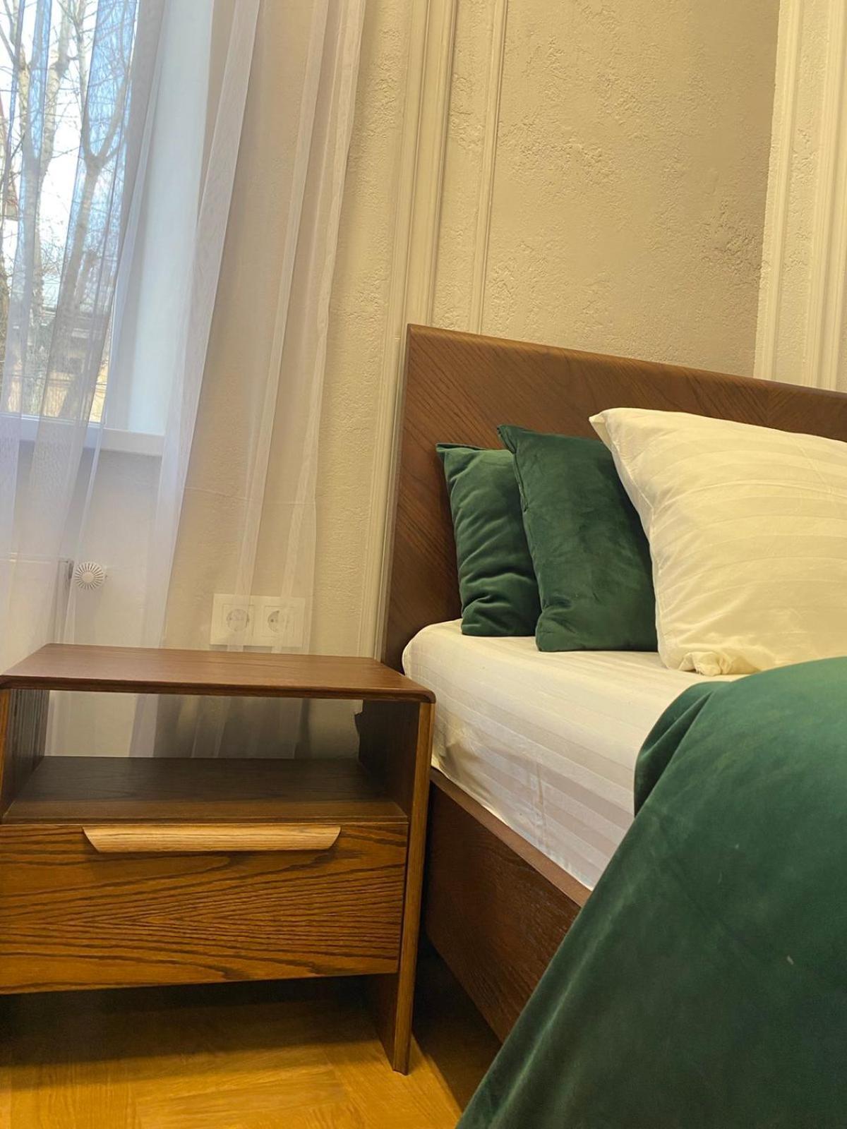 Favorit Apartments 2 Кім Безкоштовна Парковка Центр З Балконом Не Далеко Від Ж Д Вокзалу Звітні Документи Liov Exterior foto